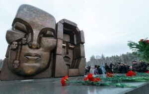 30 октября в России установлен Государственный День памяти жертв политических репрессий.